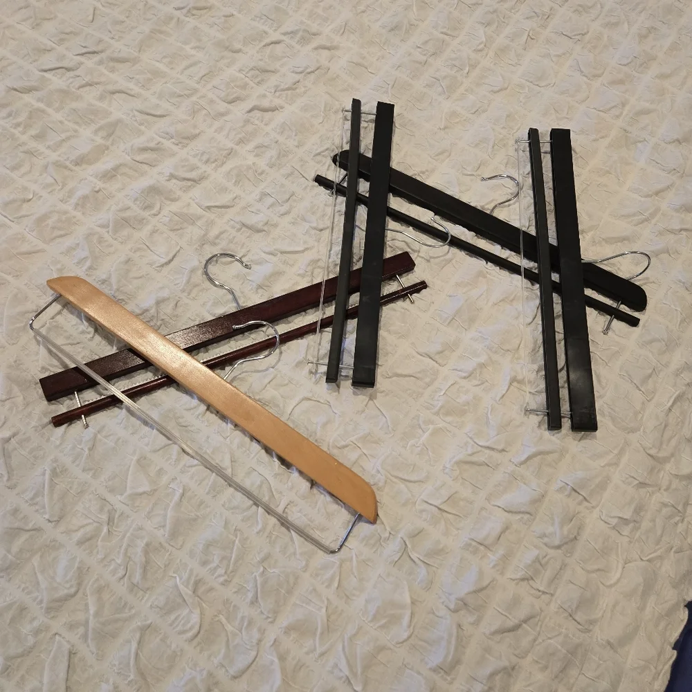 Set of 5 Slide-Grip Pants Hangers – Wood + Plastic Mix